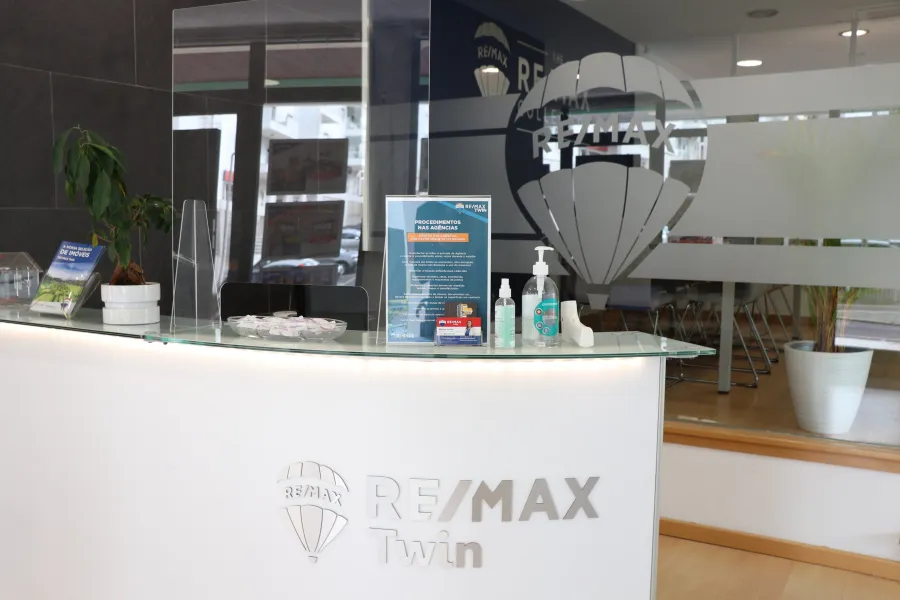 RE/MAX Twin, Alfragide